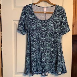 Lularoe Perfect T size M